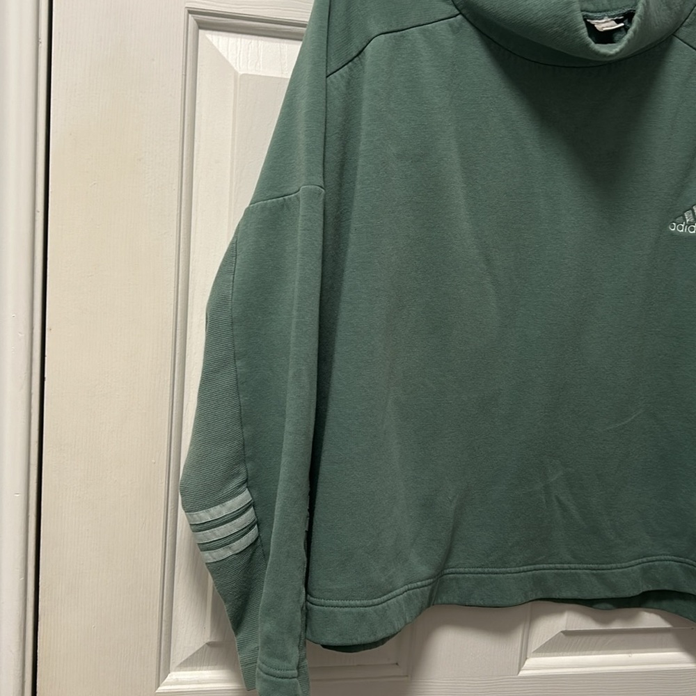 Adidas Cowl Neck ,Back Zip ,Crop Sweatshirt Size 1X - Picture 3 of 15
